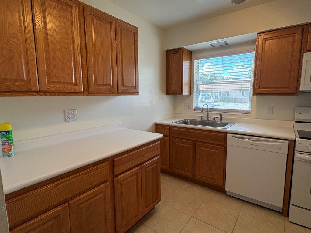 717 East Michigan Avenue - Unit C - 1